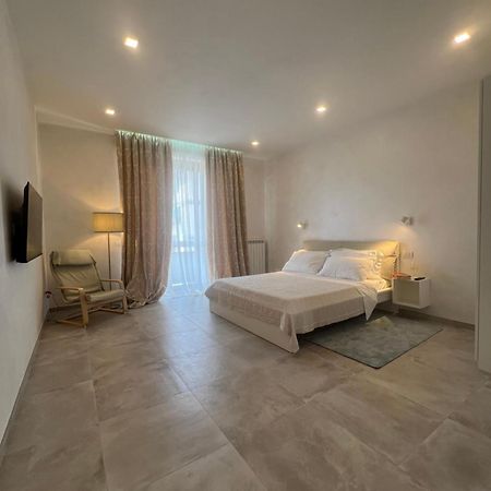 Rifready Apartment Vicino A Aou Careggi, Meyer, Polo Unifi Florens Exteriör bild